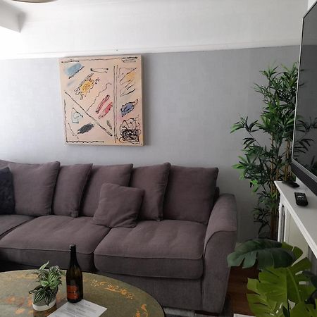 Bright 4-Bed House 15 Min To Manchester Centre Βίλα Εξωτερικό φωτογραφία