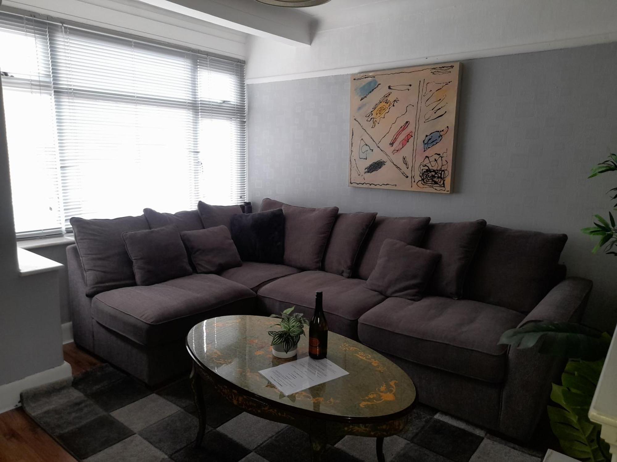 Bright 4-Bed House 15 Min To Manchester Centre Βίλα Εξωτερικό φωτογραφία