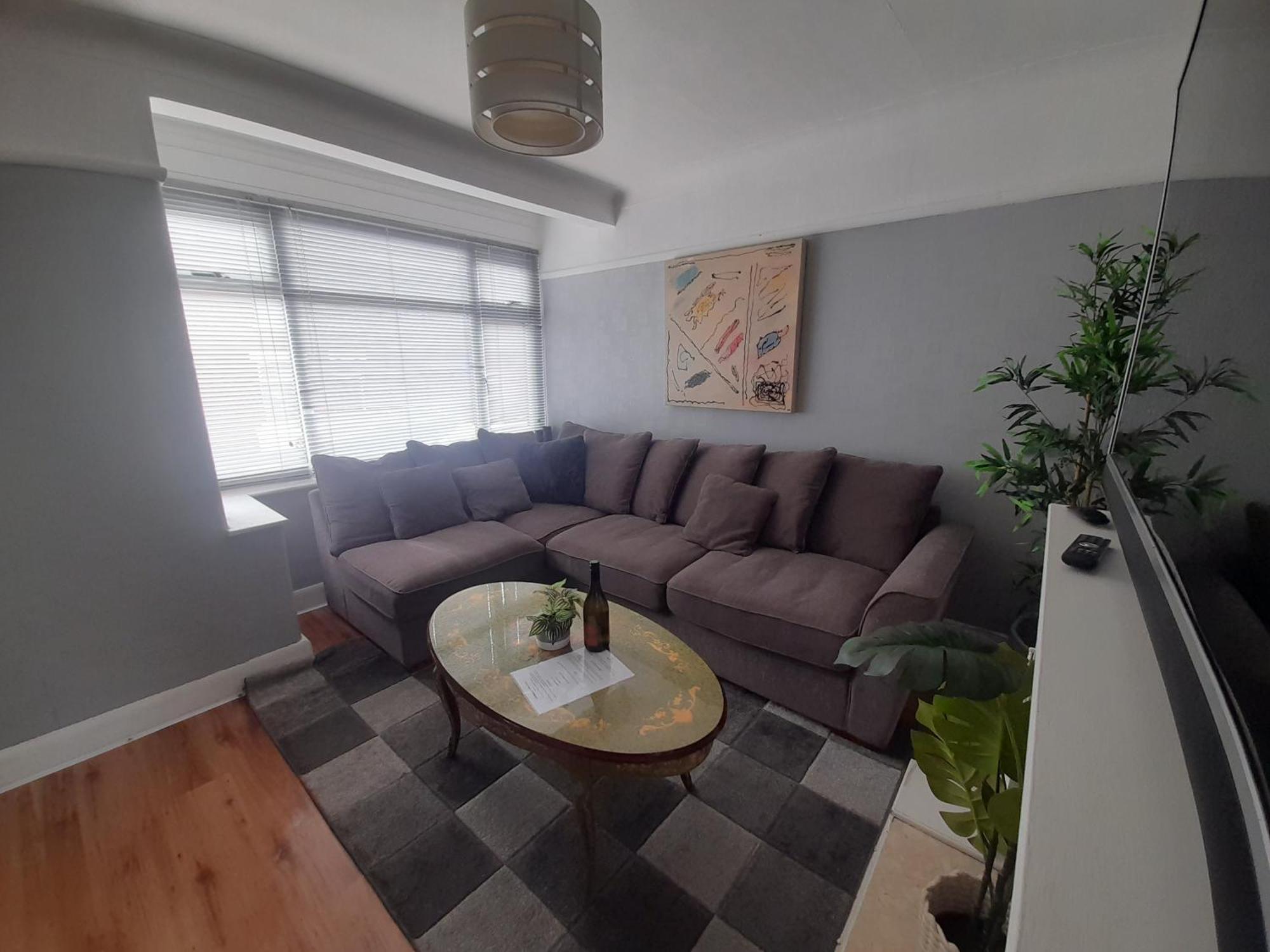Bright 4-Bed House 15 Min To Manchester Centre Βίλα Εξωτερικό φωτογραφία